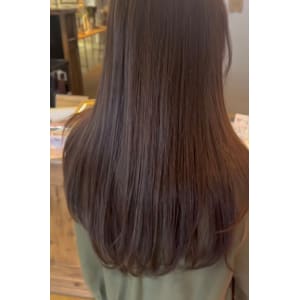 ブラウンカラー