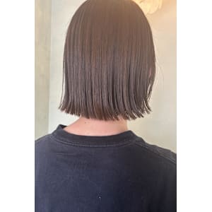 ボブ×レッドブラウン - gem by artefice【ジェム バイ アルテフィーチェ】【ジェム バイ アルテフィーチェ】掲載中