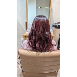 ラズベリーレッド☆ - 半個室型美容室 Sourire 姪浜店【ハンコシツガタビヨウシツスーリールメイノハマテン】掲載中
