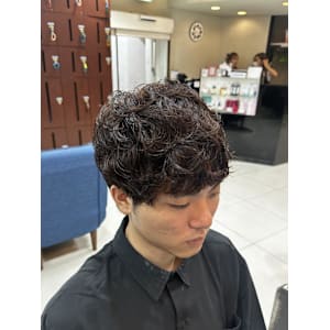 爽やかニュアンスパーマセンターパート清潔感アッシュブラウン