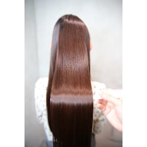 酸性ストレート - jewel box 西梅田~私のトリートメント〜【ジュエルボックスニシウメダ】掲載中