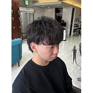 ショートウルフルーズパーマメンズカット