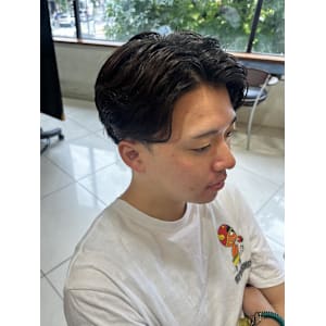 30代40代メンズセンターパート清潔感ビジネス好感度モテ髪 - prize 池袋【プライズ】池袋西口店【プライズ イケブクロ イケブクロニシグチテン】掲載中