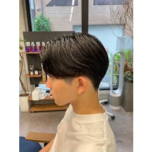 毛流れセンターパート - clam. at loRe【クラム　アット　ロア】掲載中