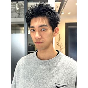 スパイキーショート