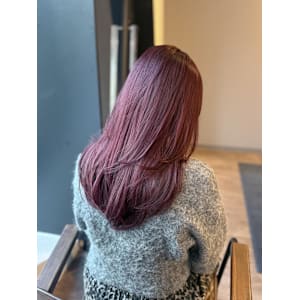 ブリーチなしで叶うワインレッド