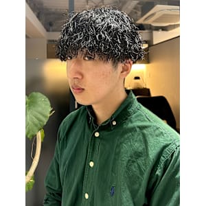 ツイストスパイラルパーマ - NOBLESSE-NOIR-(ノブレス ノアール）【ノブレスノアール】掲載中