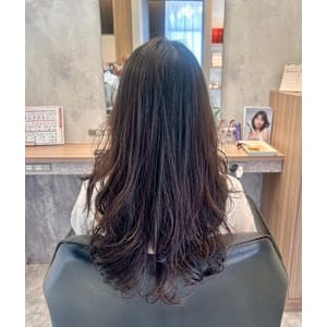 巻き髪風ロングパーマ