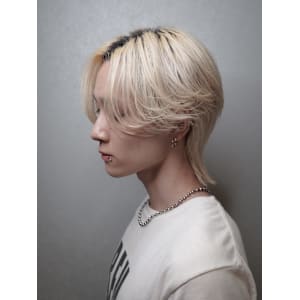 メンズマッシュウルフ×ハイトーン×カルマパーマ仕上げ