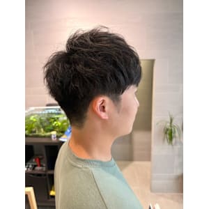 ナチュラル束感ショート / ソフトフェード/メンズ/眉カット - Kimito Hairdesign&spa【武蔵小杉】ショート/ボブ/パーマ【キミトヘアデザインアンドスパムサシコスギショートボブパーマ】掲載中
