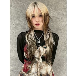 ブリーチ ルーツカラー デザインカラー レイヤーカット 