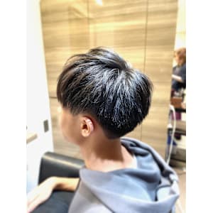 ツーブロ刈り上げスタイル