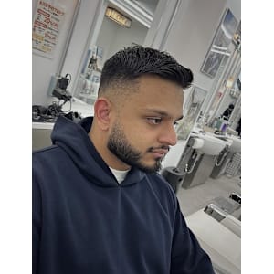 フェード×髭デザイン