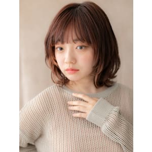 イヤリングカラー外ハネ小顔ウルフボブクラゲヘアー20代30代