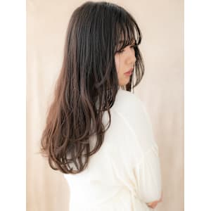 黒髪チャコールグレー小顔大人巻きゆるふわロング30代40代 - COVER HAIR & SPA bliss【カバーヘア アンド スパ ブリス】浦和/浦和西口店【カバー ヘア アンド スパ ブリス ウラワ ウラワニシグチテン】掲載中