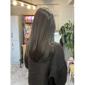 大人かわいい/イルミナカラー/オリーブカラー