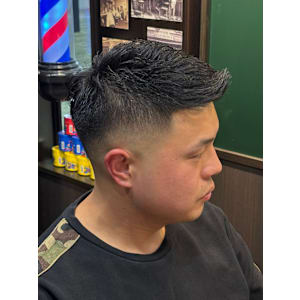 フェード　難波/理容室/barber
