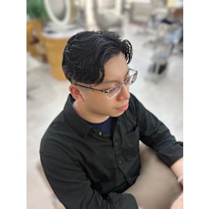 シャドウパーマ