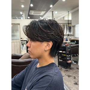 毛流れセンターパート/ニュアンスパーマ/フェザーパーマ - Luxo by Afinar【ルクスバイアフィナー】掲載中