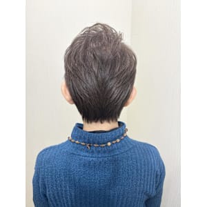 ミセスショートヘア