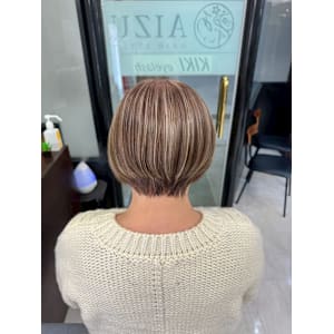 白髪ぼかしハイライト - AIZU本厚木 白髪ぼかし ハイライト バレイヤージュ 髪質改善【アイズホンアツギ シラガボカシ ハイライト バレイヤージュ カミシツカイゼン】掲載中