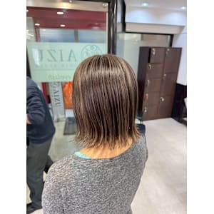 白髪ぼかしハイライト