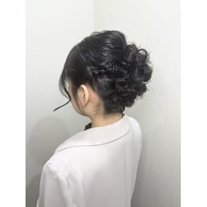 結婚式お呼ばれヘア