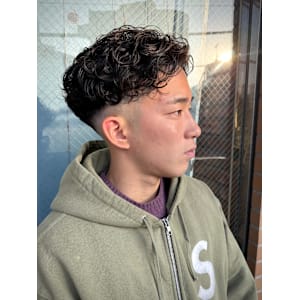 メンズカットスキンフェードパーマスタイル - bococa by KENJE/メンズカット｜フェード【ボコカバイケンジ】掲載中