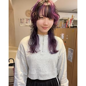 【個性派】くせ毛ウルフデザインカラーポイントカラーレイヤー - NYNY 桂店【ニューヨークニューヨーク カツラテン】掲載中