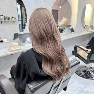 グレージュ - kamiiro ハイトーン/ブリーチ/ダブルカラー/髪質改善【カミイロ ハイトーン ブリーチ ダブルカラー カミシツカイゼン】掲載中