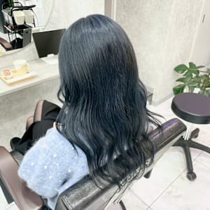 ブルーブラック