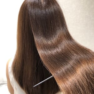 髪質改善トリートメント&ケアカラー MRN. 新宿西口