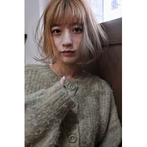 ハイトーンカジュアルボブスタイル