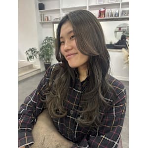 オリーブベージュ/ベージュカラー/透明感カラー/アッシュ - AO。【アオ】掲載中