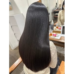 【酸性ストレート】湿度に負けないストレートヘア - Jewel Box 〜私のトリートメント〜 東梅田店【ジュエルボックス ヒガシウメダテン】掲載中