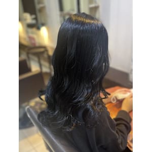 ブルーブラック