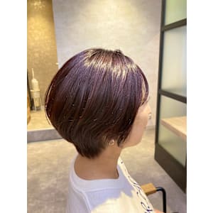 ショートボブ×レッドパープル - MAISON【メゾン】掲載中