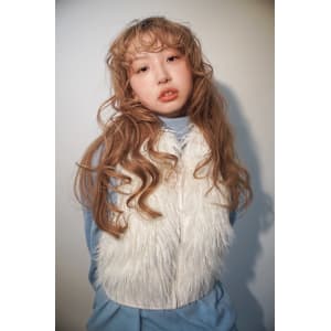 マロンベージュ