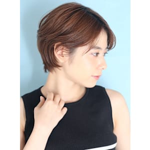 ショート・ボブ/丸顔/前髪あり/絶壁解消/40代/50代