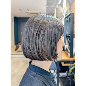 大人の上品ツヤ感ミニボブ - MANOHARU【マノハル】掲載中