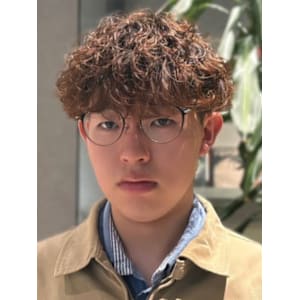 ツイストスパイラルパーマ 束感 ブラウン マッシュパーマ