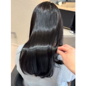 黒髪 縮毛矯正 髪質改善ストレート 艶髪 ロングストレート