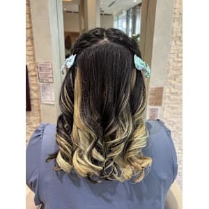 推し活にピッタリ♪ ☆編み込みハーフツインスタイル