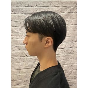 ツーブロック短めセンターパート - グレイスフルバーバー プラチナム【グレイスフルバーバー プラチナム】掲載中