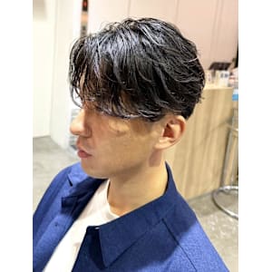 刈り上げセンターパート 森