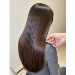 艶髪縮毛矯正 - ARiA by ECLART新宿南口店【アリアバイエクラートシンジュクミナミグチテン】掲載中