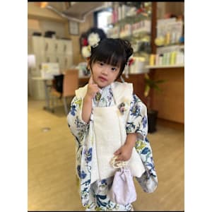 七五三　御着付け　ヘアアレンジ - HAIR＆MAKE manis 髪質改善・白髪ぼかし【ヘアーアンドメイク マニス カミシツカイゼン シラガボカシ】掲載中