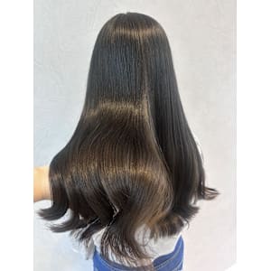 《中島遼香》ブルーグレージュ