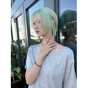 ライムカラー　ケアブリーチ　ブリーチカラー　原宿/表参道 - Null 原宿店 デザインカラー/ダブルカラー【ヌルハラジュクテン デザインカラー ダブルカラー】掲載中