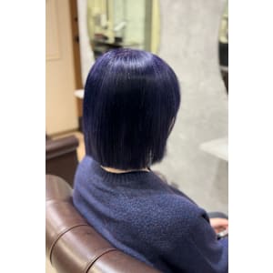 ブルーラベンダー×パツッとボブ - GLADGE池袋/ダブルカラー/ブリーチ【グラッジイケブクロダブルカラーブリーチ】掲載中
